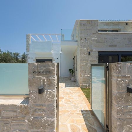 Megalith Villas Agia Marina Exteriör bild